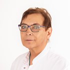 Dr. L. Visser