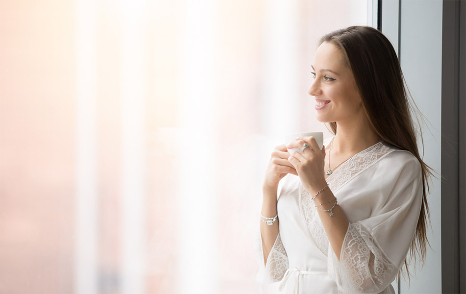 Het natuurlijke Drop & Fluff fenomeen na een borstvergroting