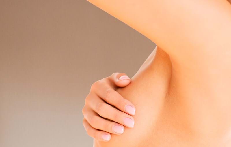 Augmentation mammaire pour transgenres