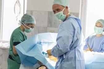 clinic In-house operating theaters certified quality guarantee.