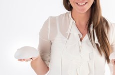 Monobloc Implants