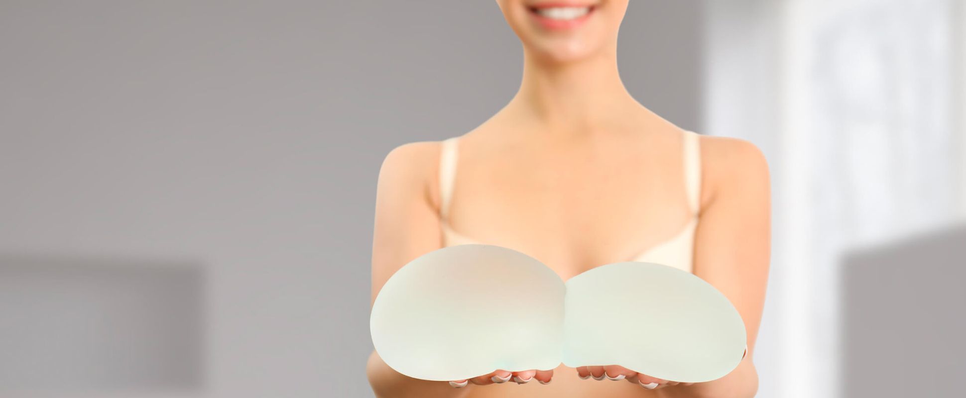 Explantation of breast prostheses: What you need to know before you start.  